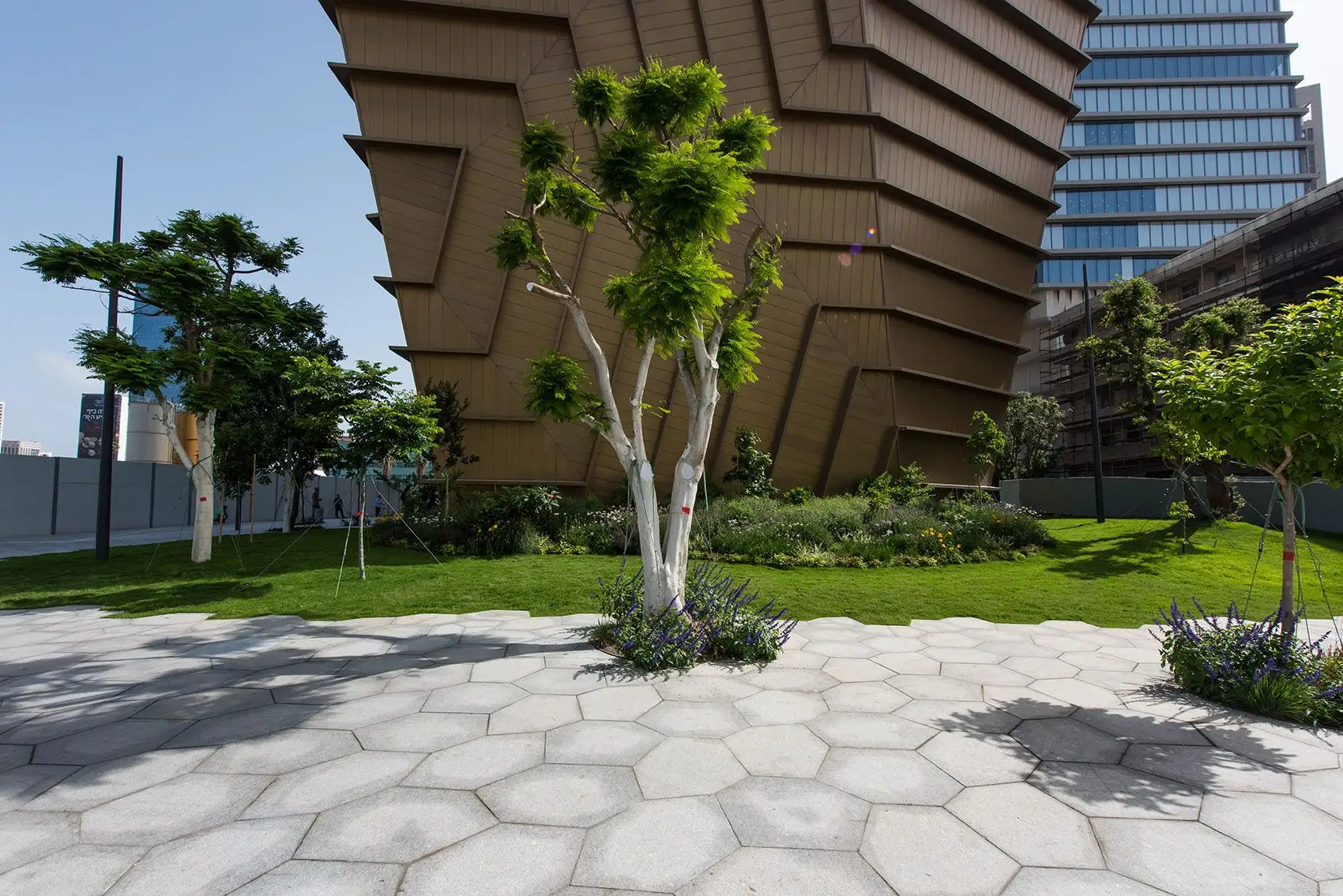 ToHA办公楼，以色列 Ron Arad Architects   Yashar Architects_06.webp