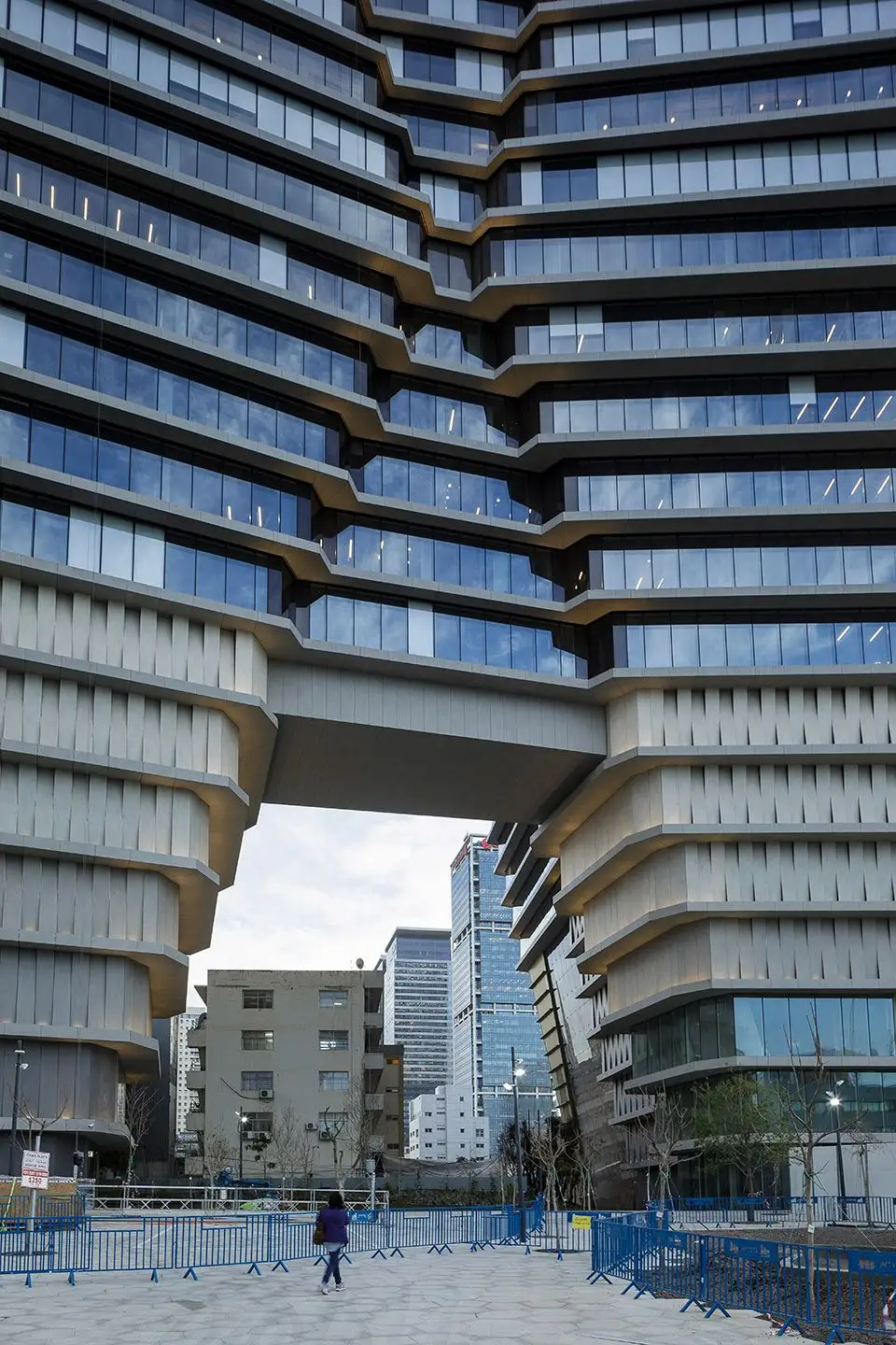 ToHA办公楼，以色列 Ron Arad Architects   Yashar Architects_12.webp