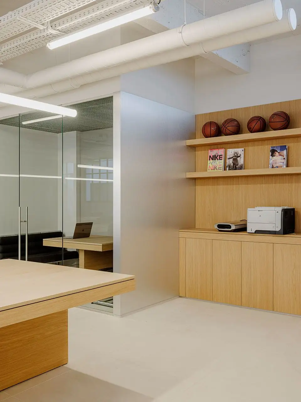 YARD总部，法国 Exbrayat Enrico Architectes_30.webp
