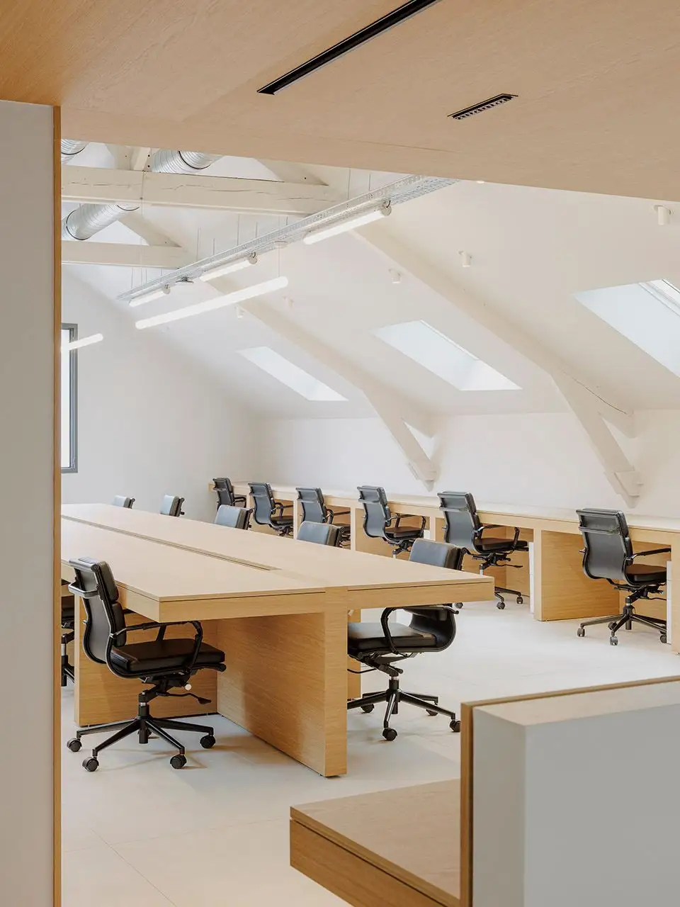 YARD总部，法国 Exbrayat Enrico Architectes_38.webp