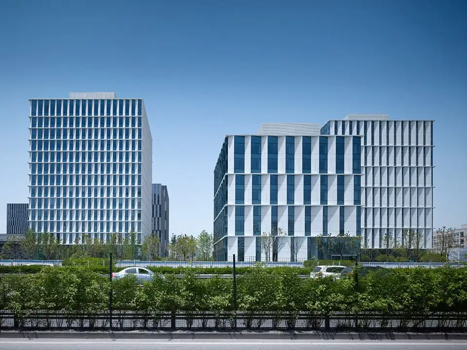 三塔办公楼综合体，上海 gmp_03.webp