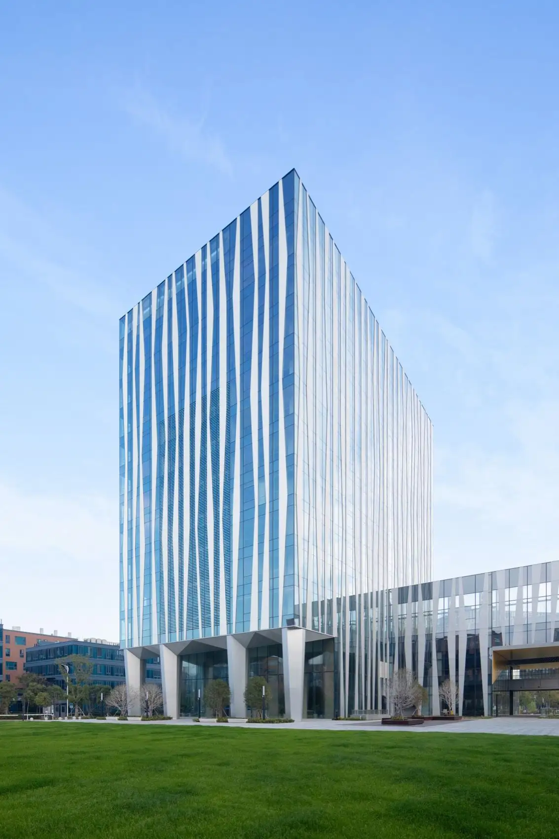 上海临港海立方科技园三期 FTA建筑设计_08.webp