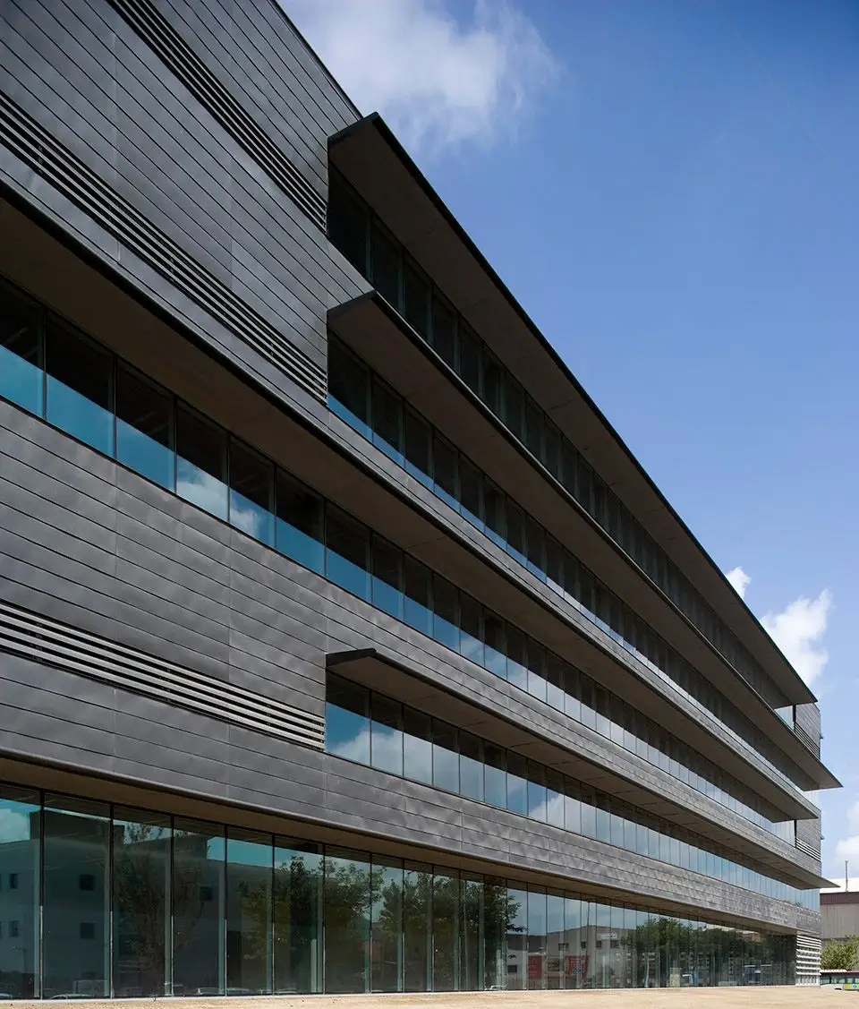 世贸中心阿尔梅达园区办公楼，巴塞罗那 Mateo Arquitectura_06.webp