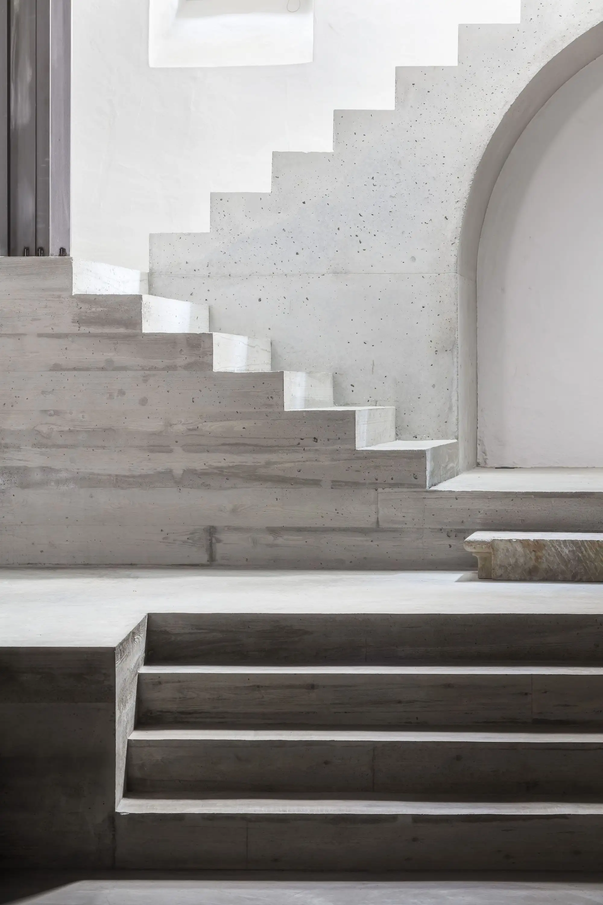 Cruïlles 联排住宅扩建 majoral·tissino architects_1180611_2.webp