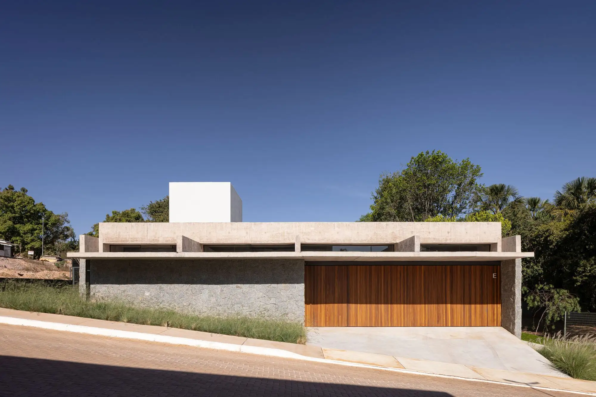 Dante 住宅 Bloco Arquitetos_1171260_1.webp