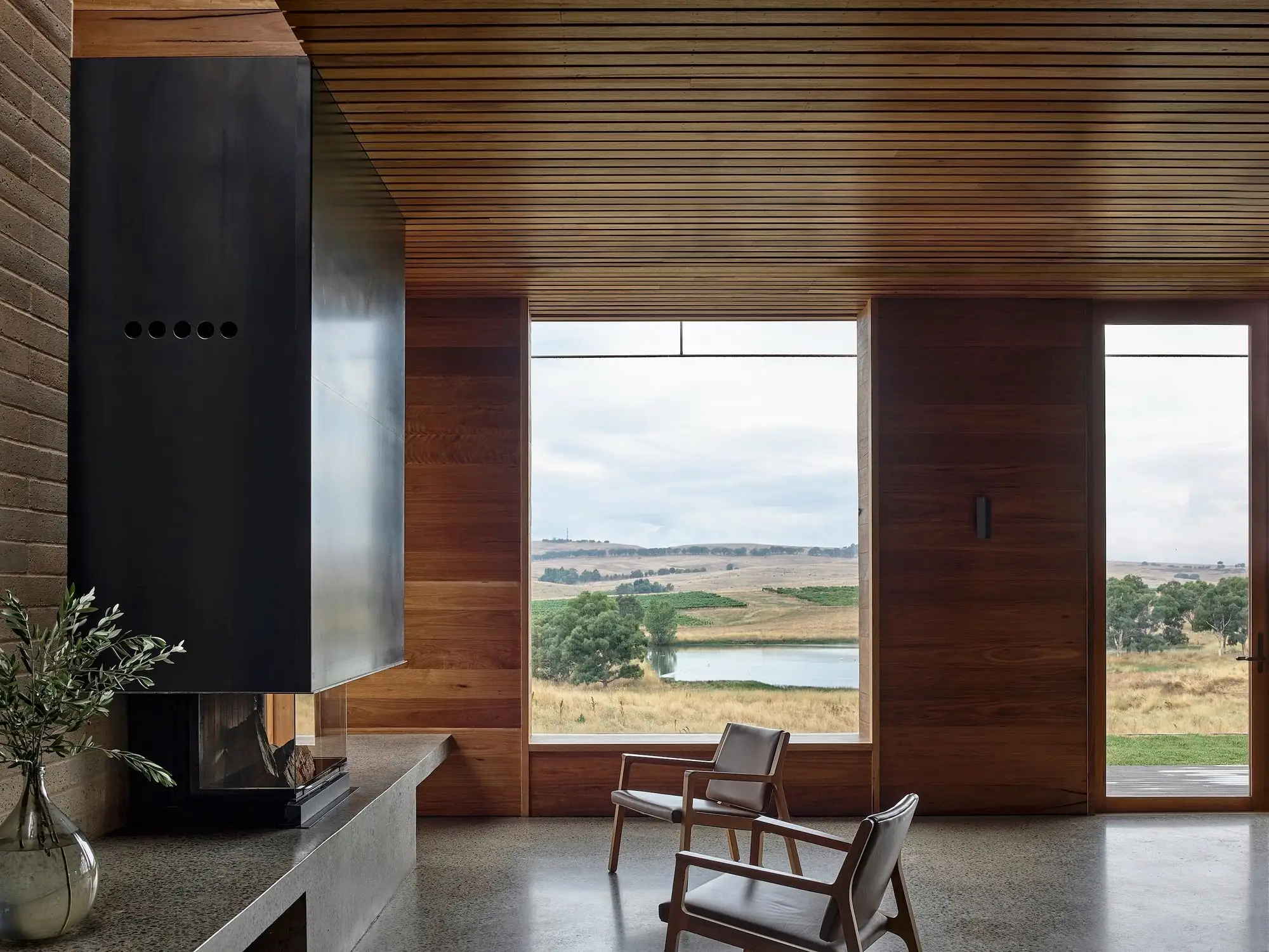 Delatite 酒庄品酒室 Lucy Clemenger Architects_1173552_5.webp