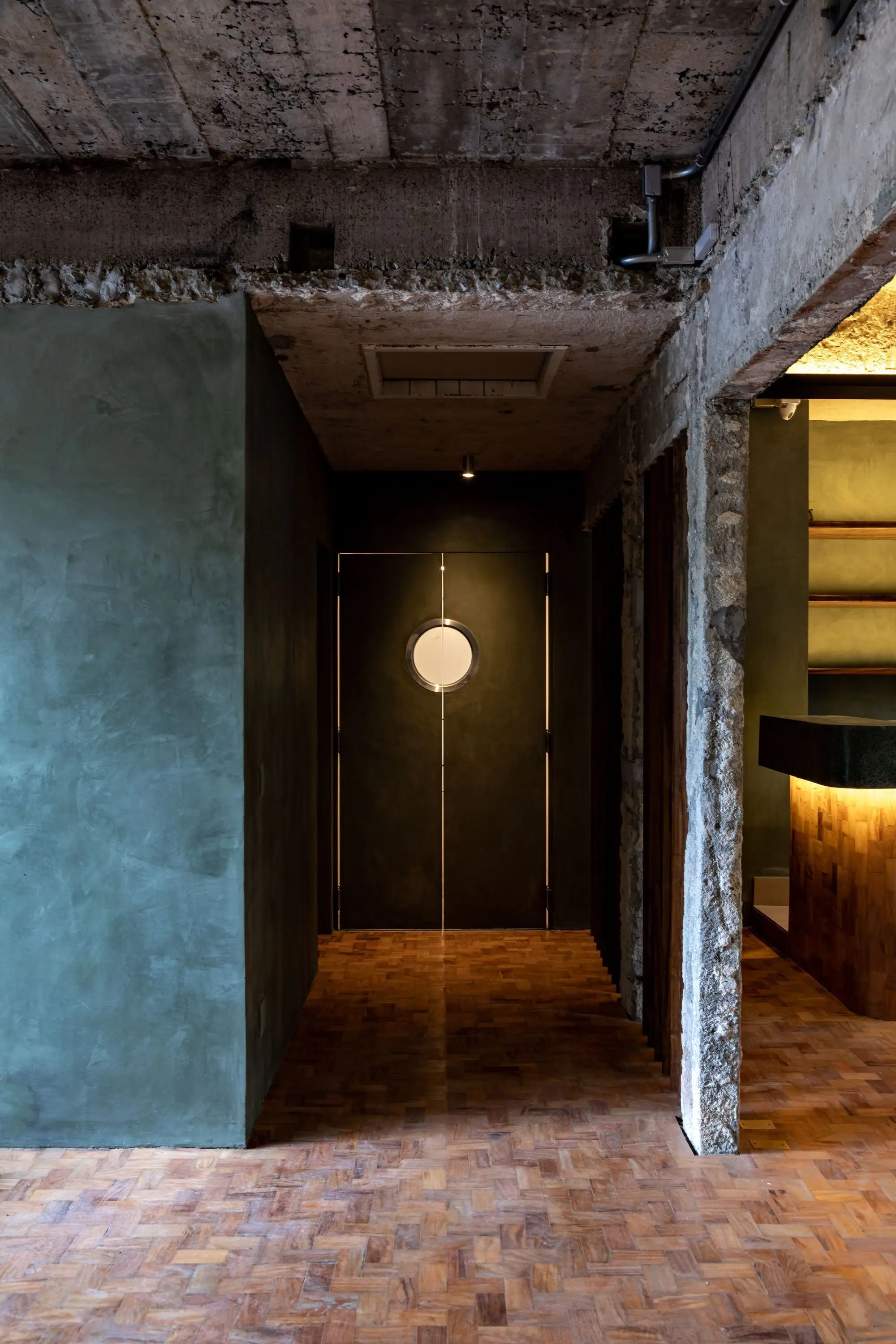 Deus Ex Machina 门店 Meireles   Pavan Arquitetura_1180415_13.webp