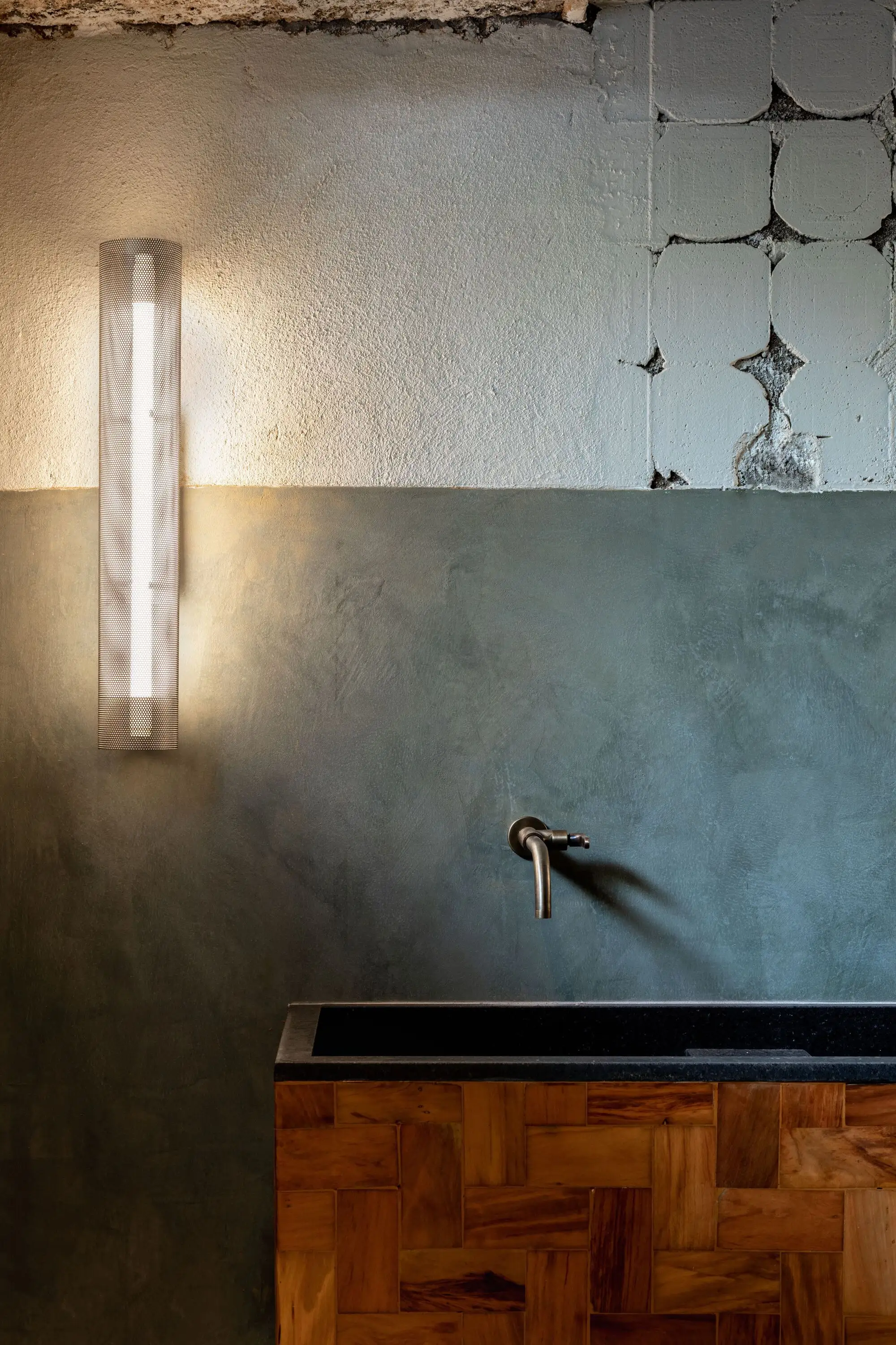 Deus Ex Machina 门店 Meireles   Pavan Arquitetura_1180415_14.webp