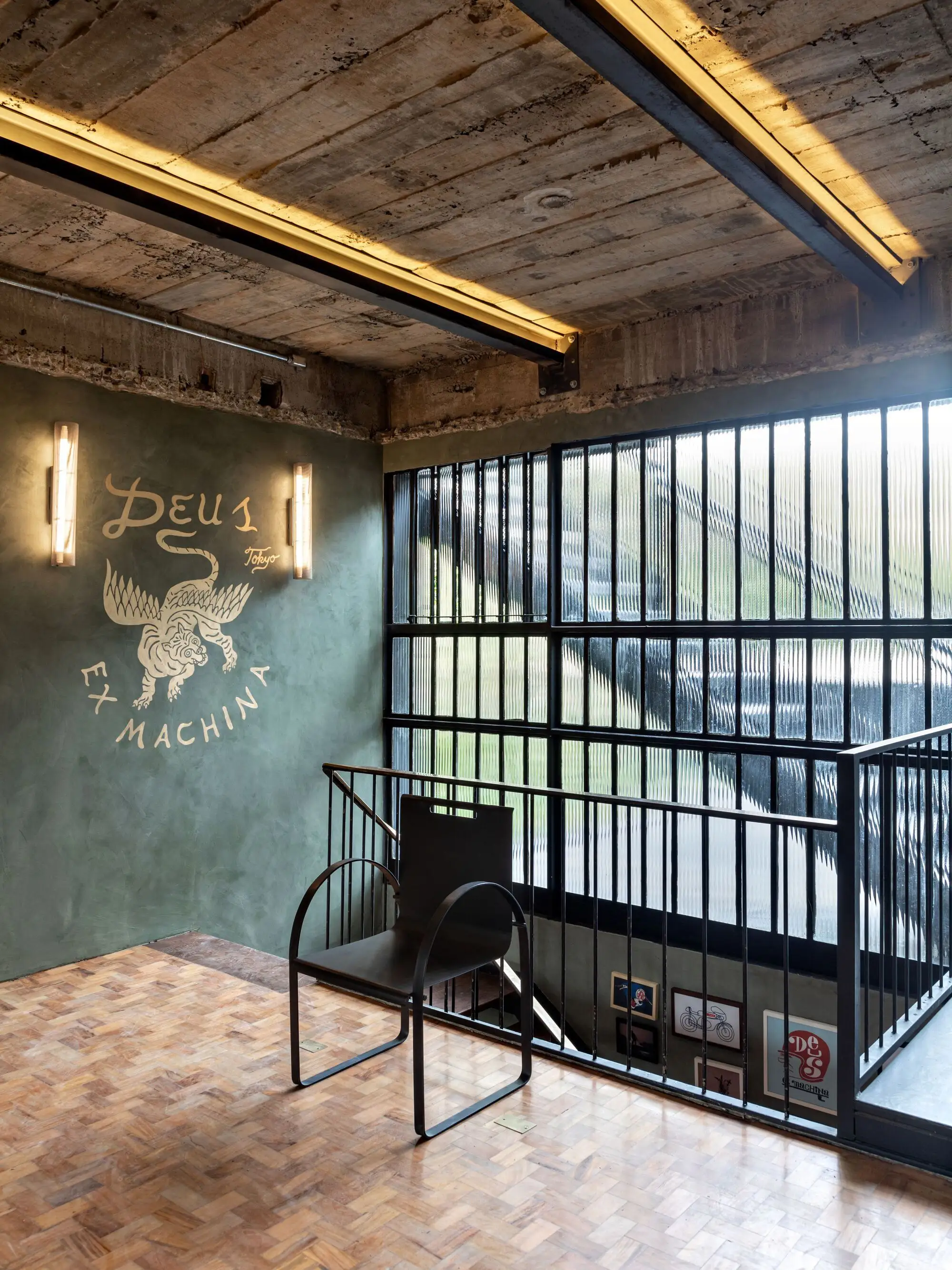 Deus Ex Machina 门店 Meireles   Pavan Arquitetura_1180415_17.webp