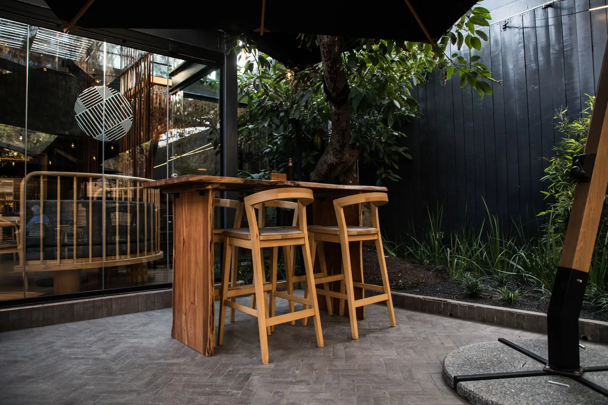 Dondoh 餐厅 Costa   Herrera Arquitectos_1178147_12.webp