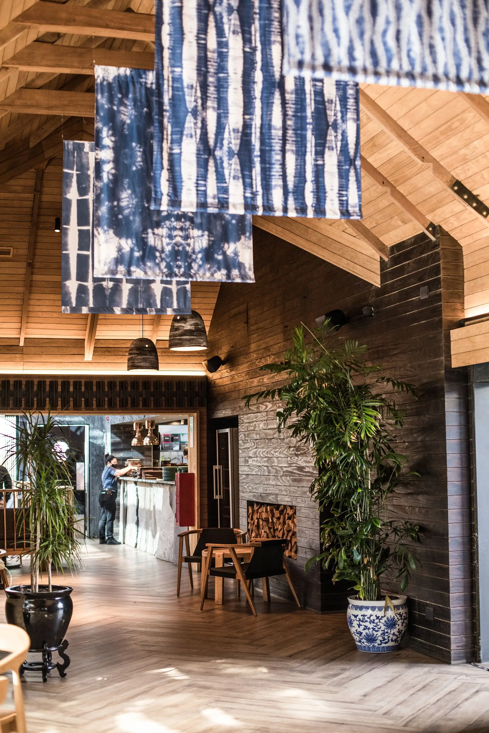 Dondoh 餐厅 Costa   Herrera Arquitectos_1178147_8.webp