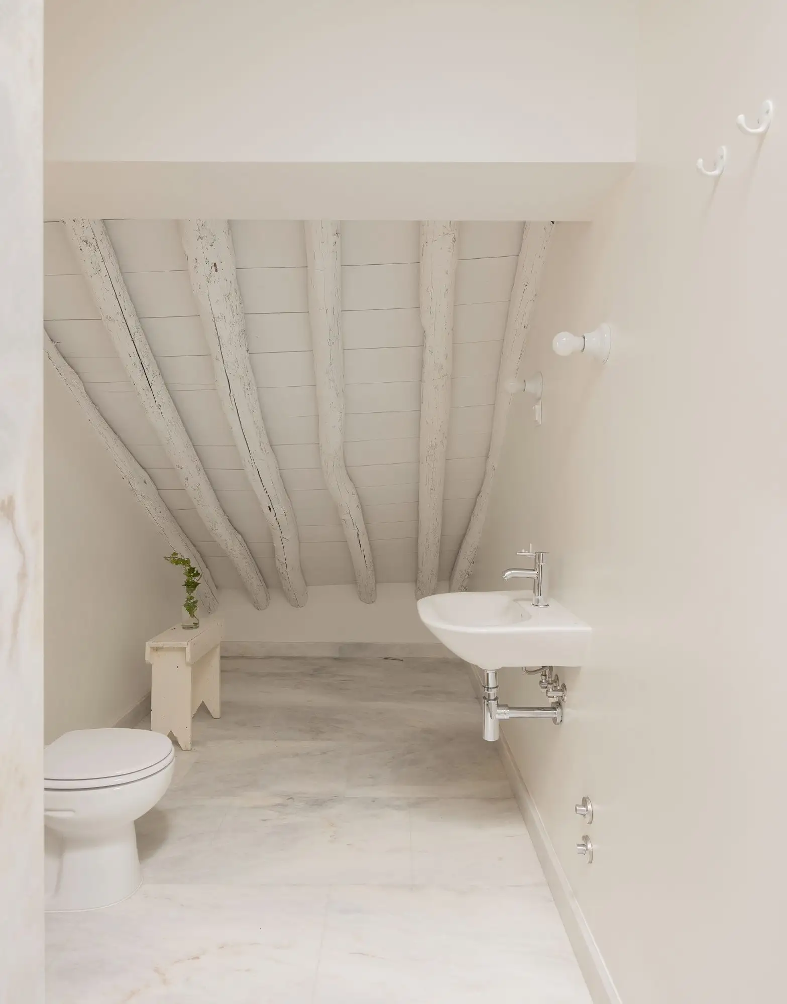 Douradores 住宅楼改造 José Adrião Arquitetos_1179461_7.webp