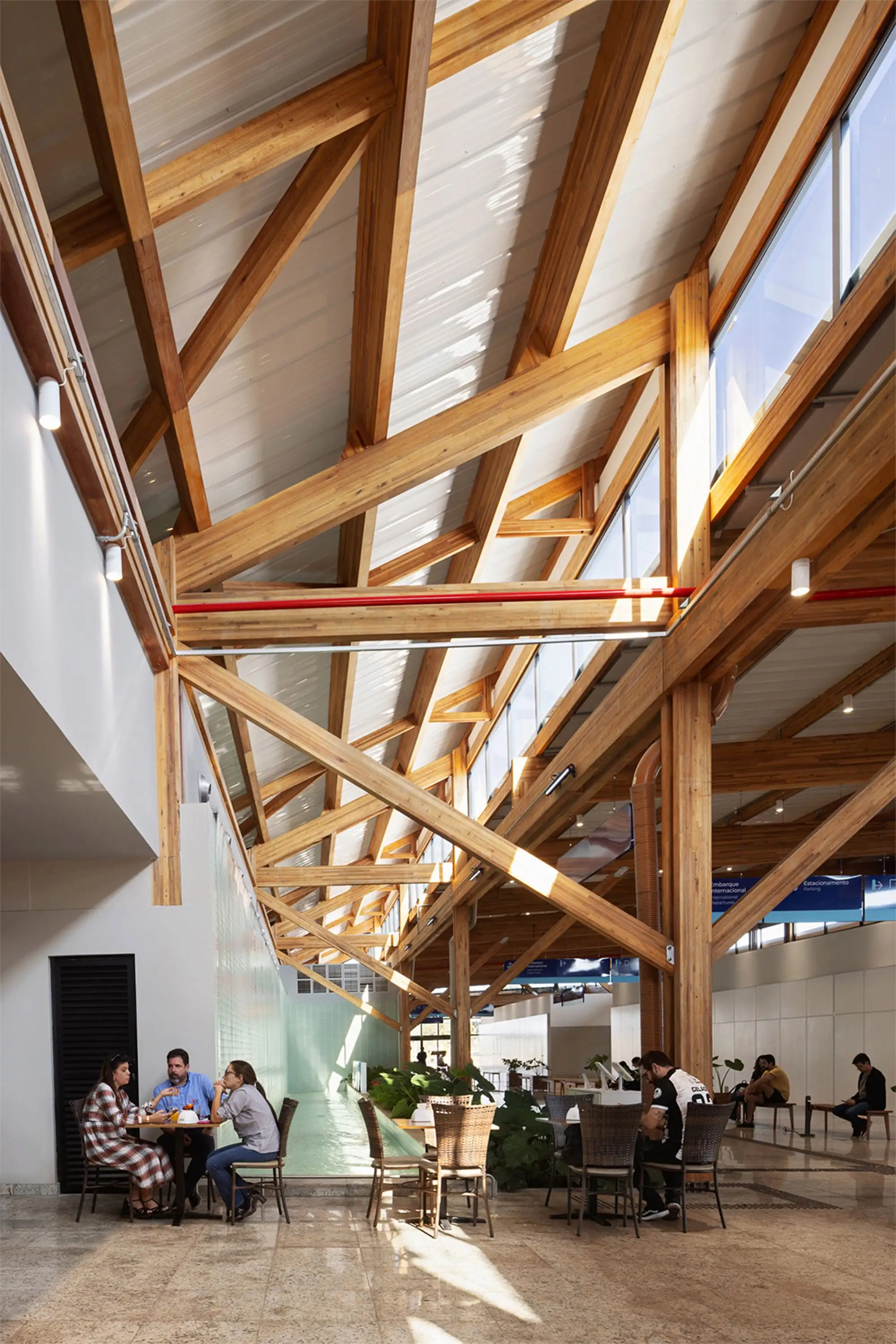 Doutor Leite Lopes 州立机场 Bacco Arquitetos Associados_1184576_16.webp