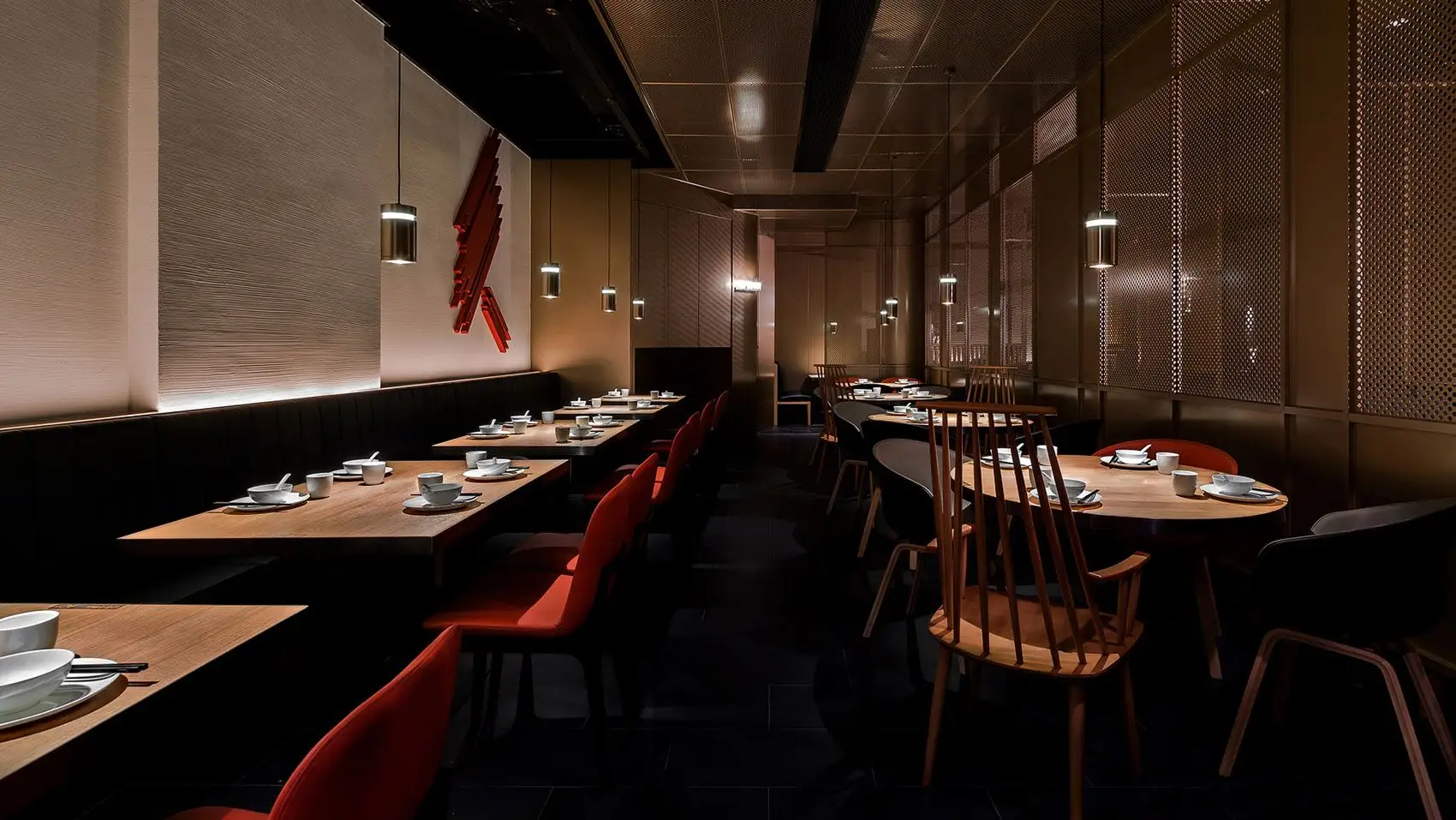 小炳胜餐厅（广州天寰广场店） EDISON  ELVIS DESIGN OFFICE_08.webp