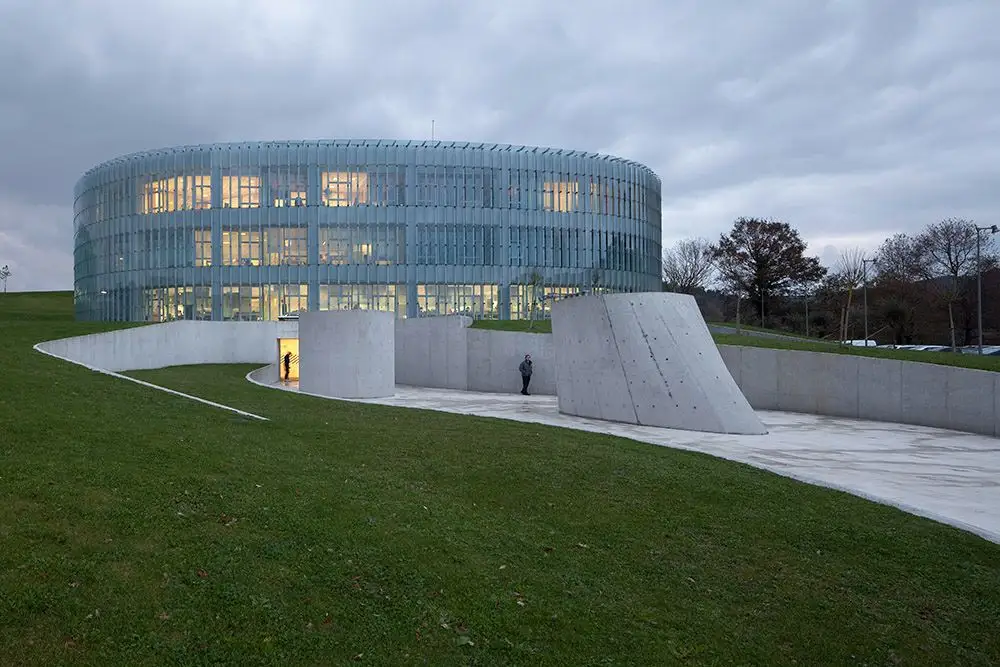 巴斯克地区科技园计算机和生物科技大楼，西班牙 Coll-barreu Arquitectos_02.webp