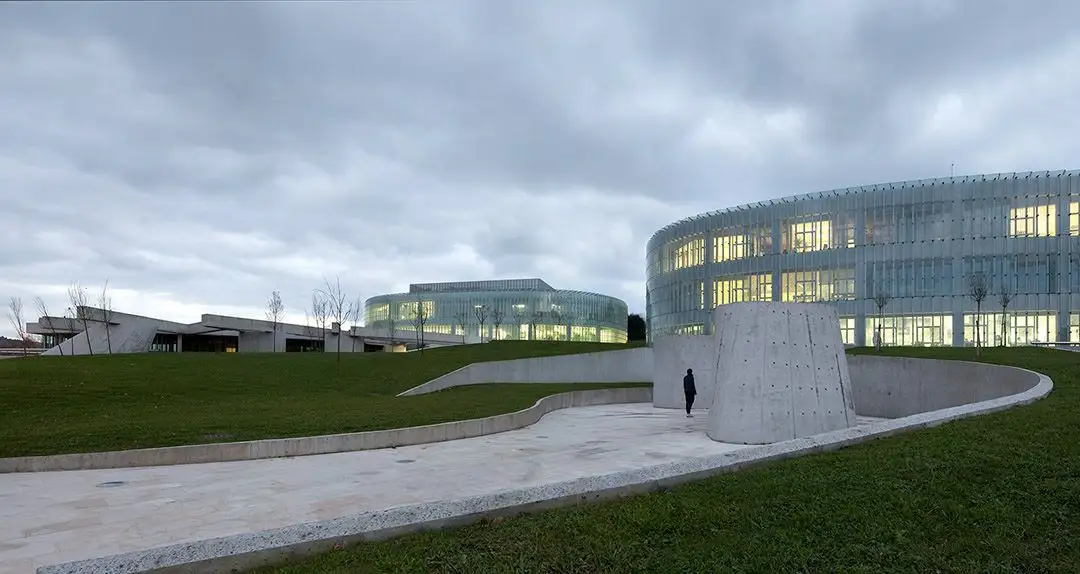 巴斯克地区科技园计算机和生物科技大楼，西班牙 Coll-barreu Arquitectos_03.webp