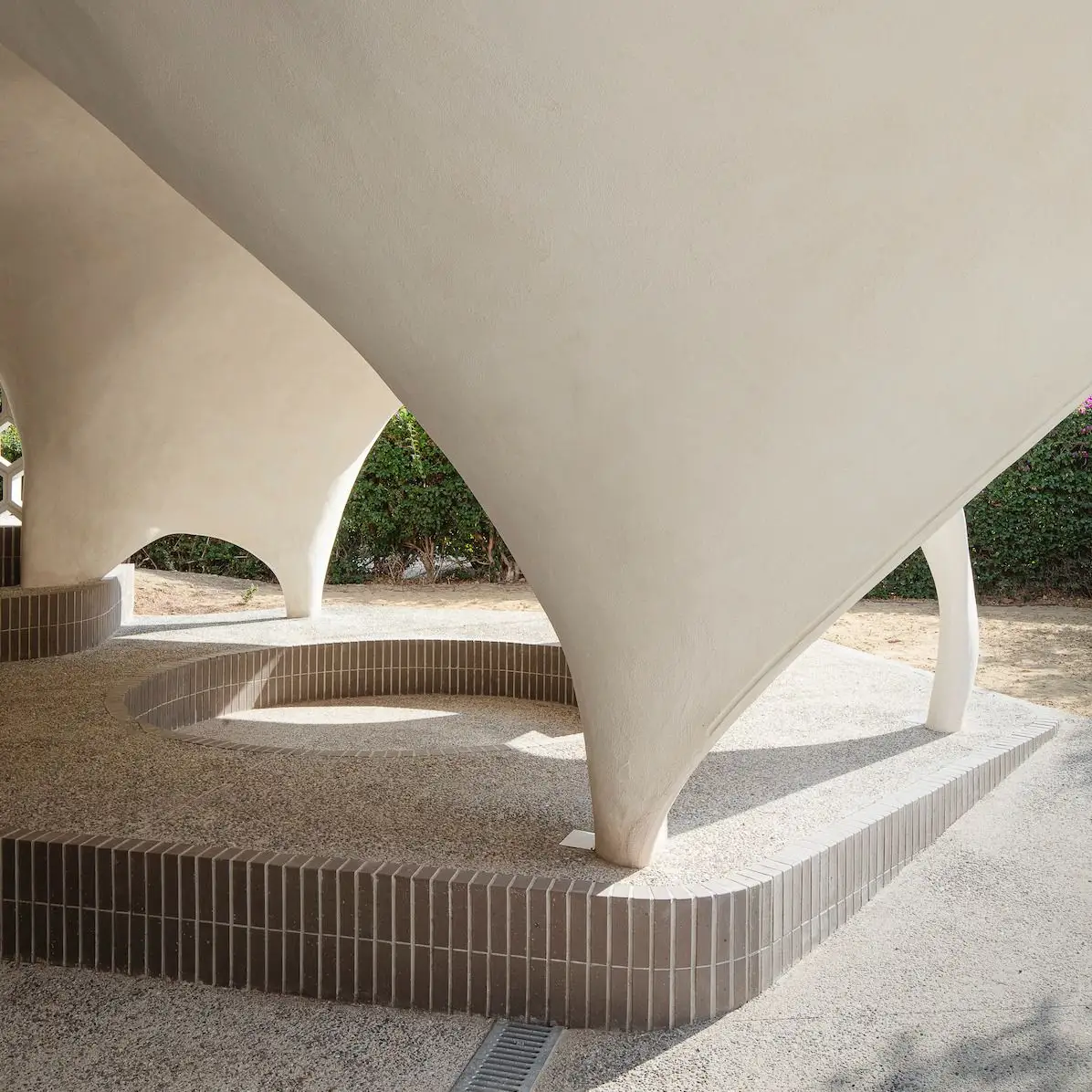 E4展亭：高效户外教育空间 Juan Gavilanes Veláz de Medrano   Ferran Ventu_1175541_3.webp