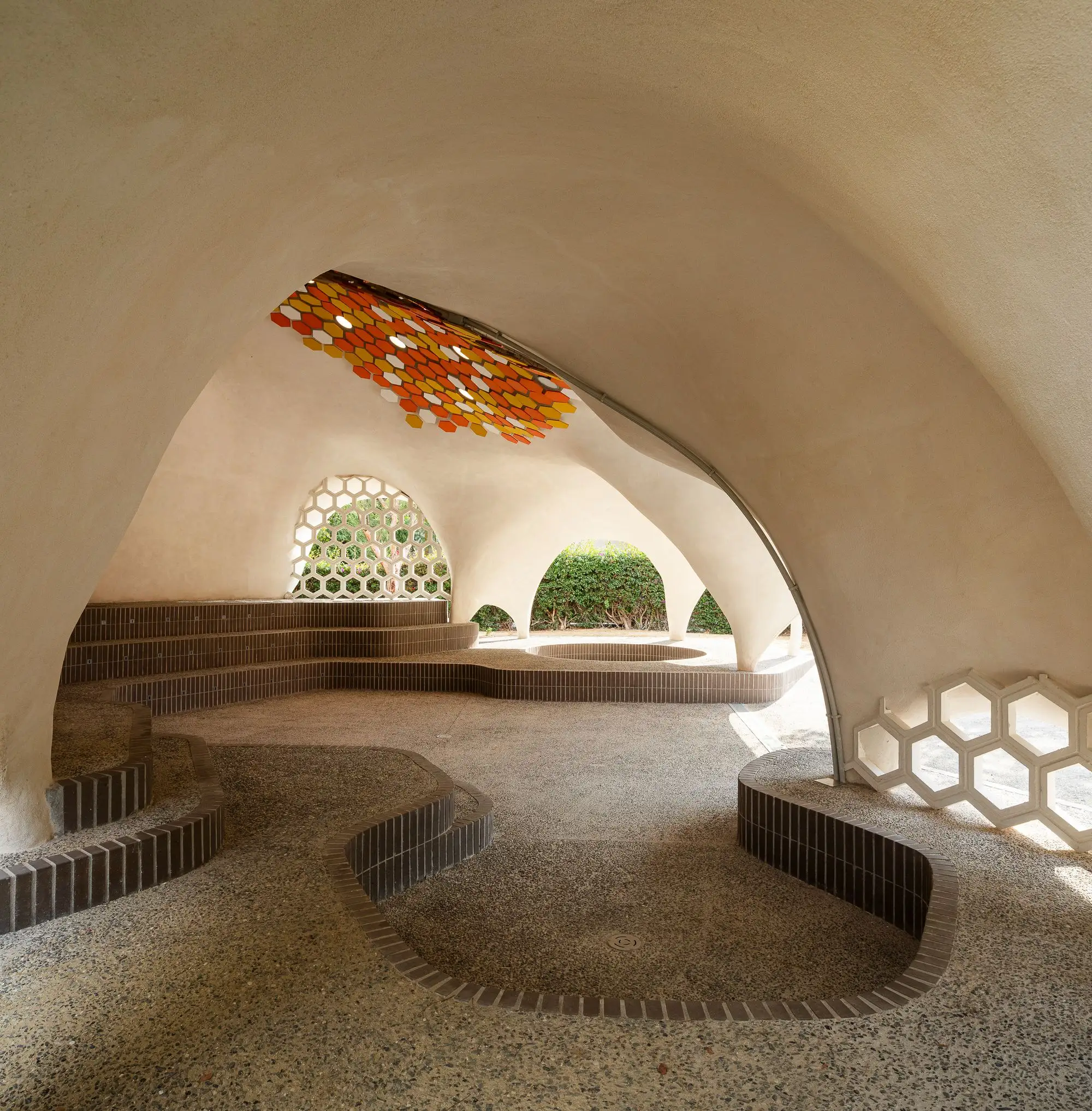 E4展亭：高效户外教育空间 Juan Gavilanes Veláz de Medrano   Ferran Ventu_1175541_4.webp