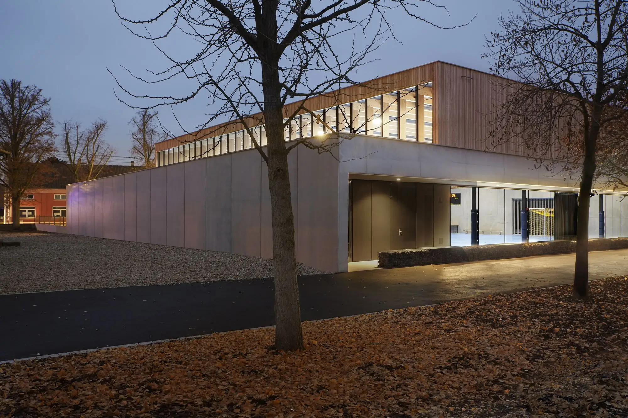 Ecole des Menuisiers 学校体育馆 Urbane Kultur_1178012_4.webp