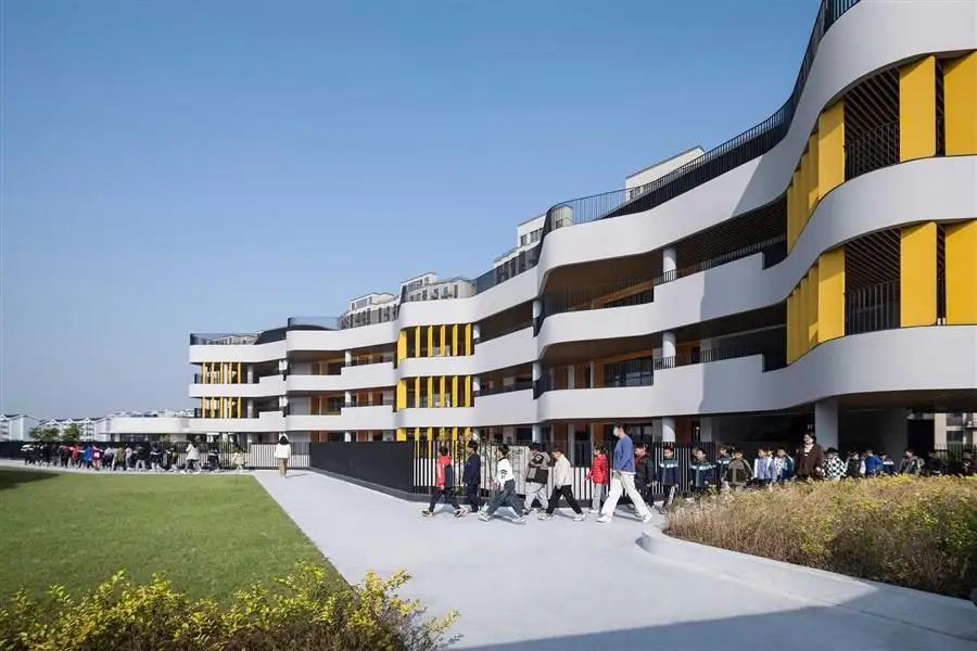 上海师范大学附属青浦实验学校---BAU建筑城市设计事务所_11167_17.webp