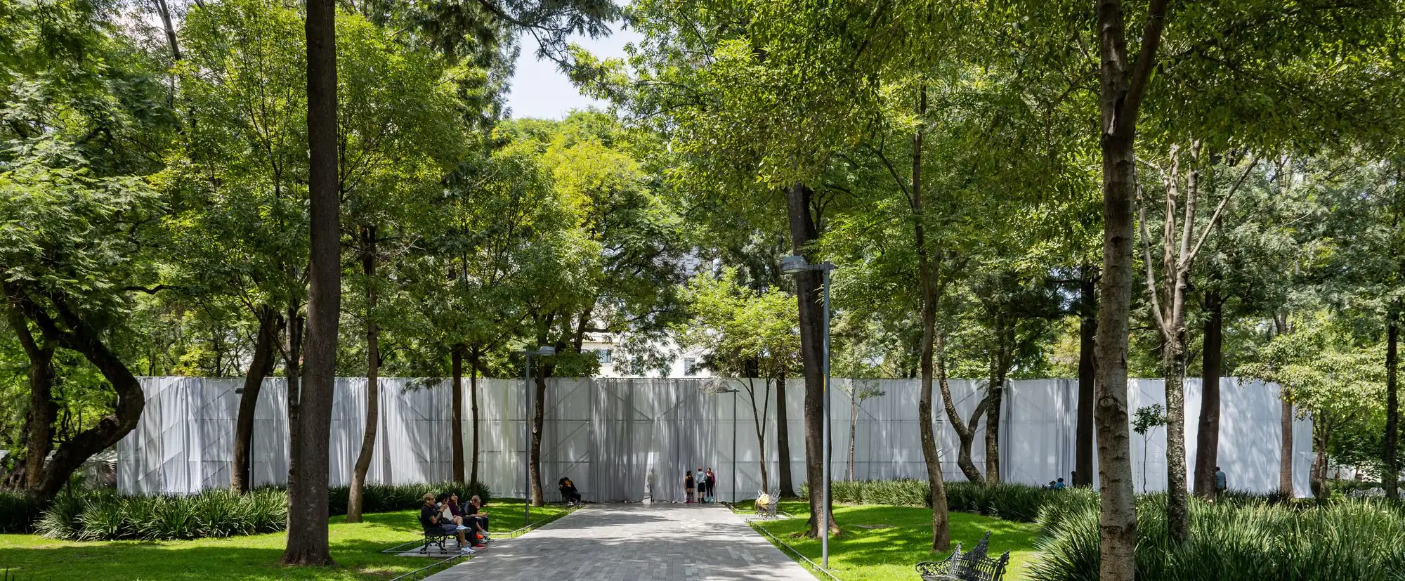El Muro 展厅 ARQLIQ arquitetura   Entremeios Arquitetura   Már_1185954_5.webp