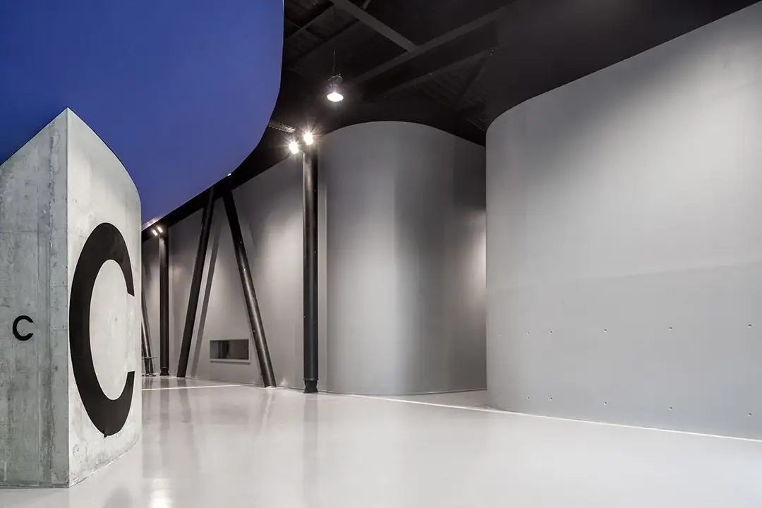 昂蒂布海岸竞技场， 法国 Auer Weber Office_10.webp