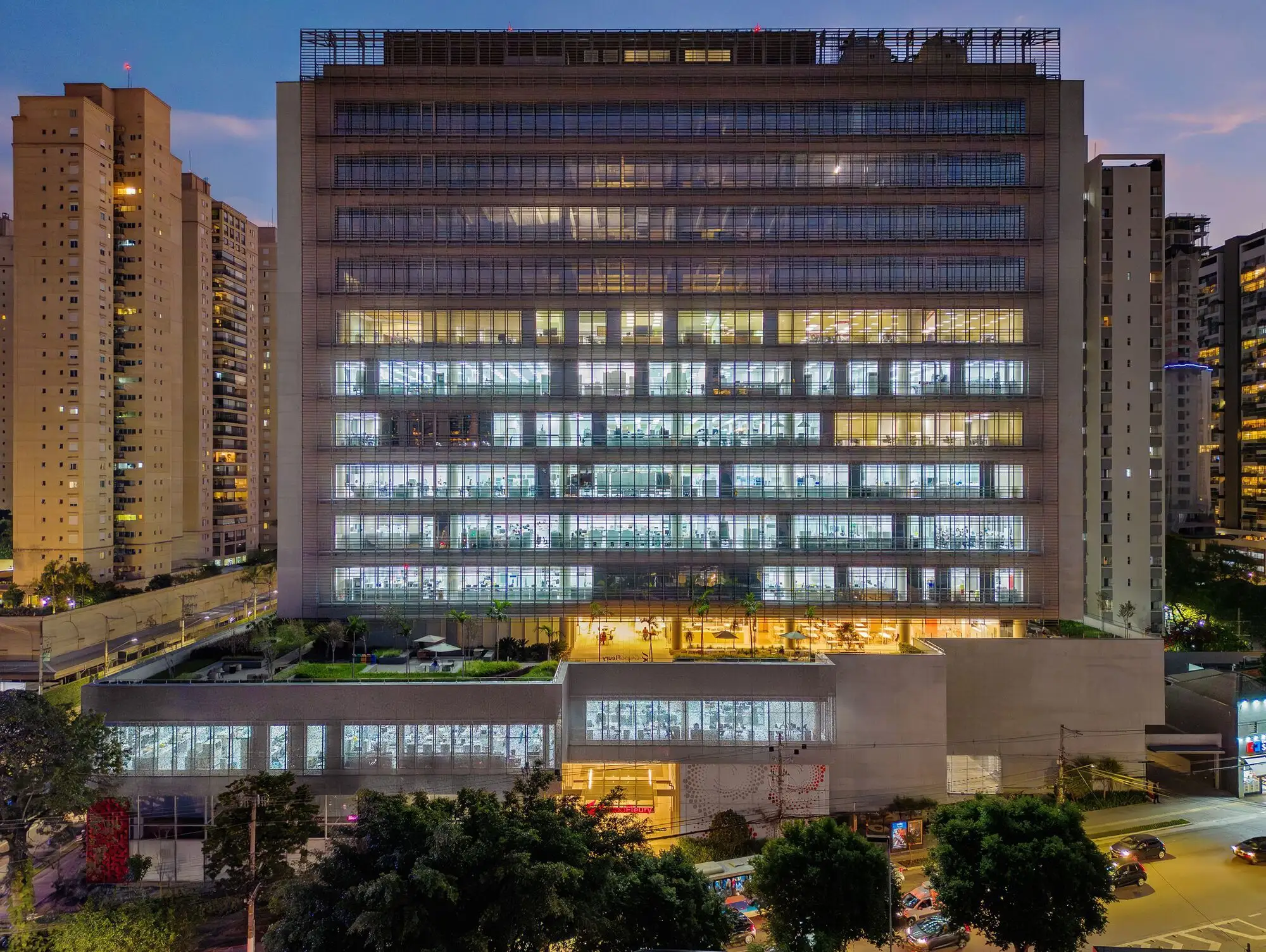 Fleury 集团新行政总部与中央实验室 Dal Pian Arquitetos_1174791_21.webp