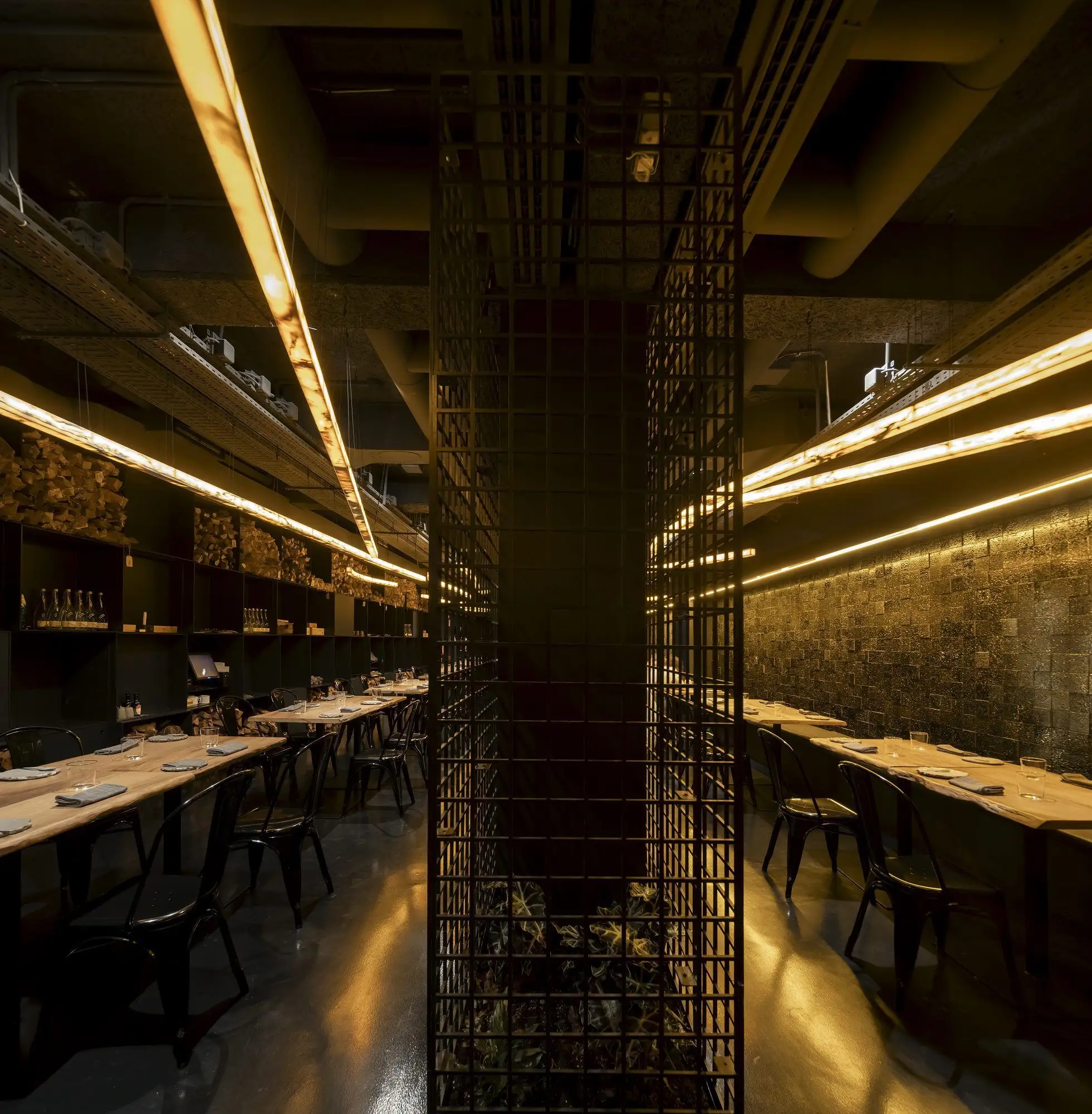 FOGO 餐厅 João Tiago Aguiar Arquitectos_1178879_8.webp