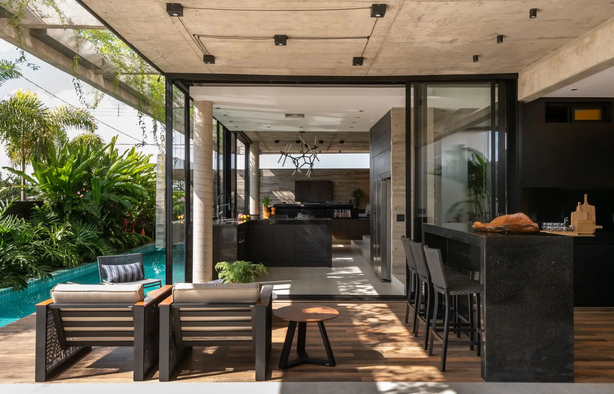 Garten 住宅 Caio Persighini Arquitetura_1178862_10.webp
