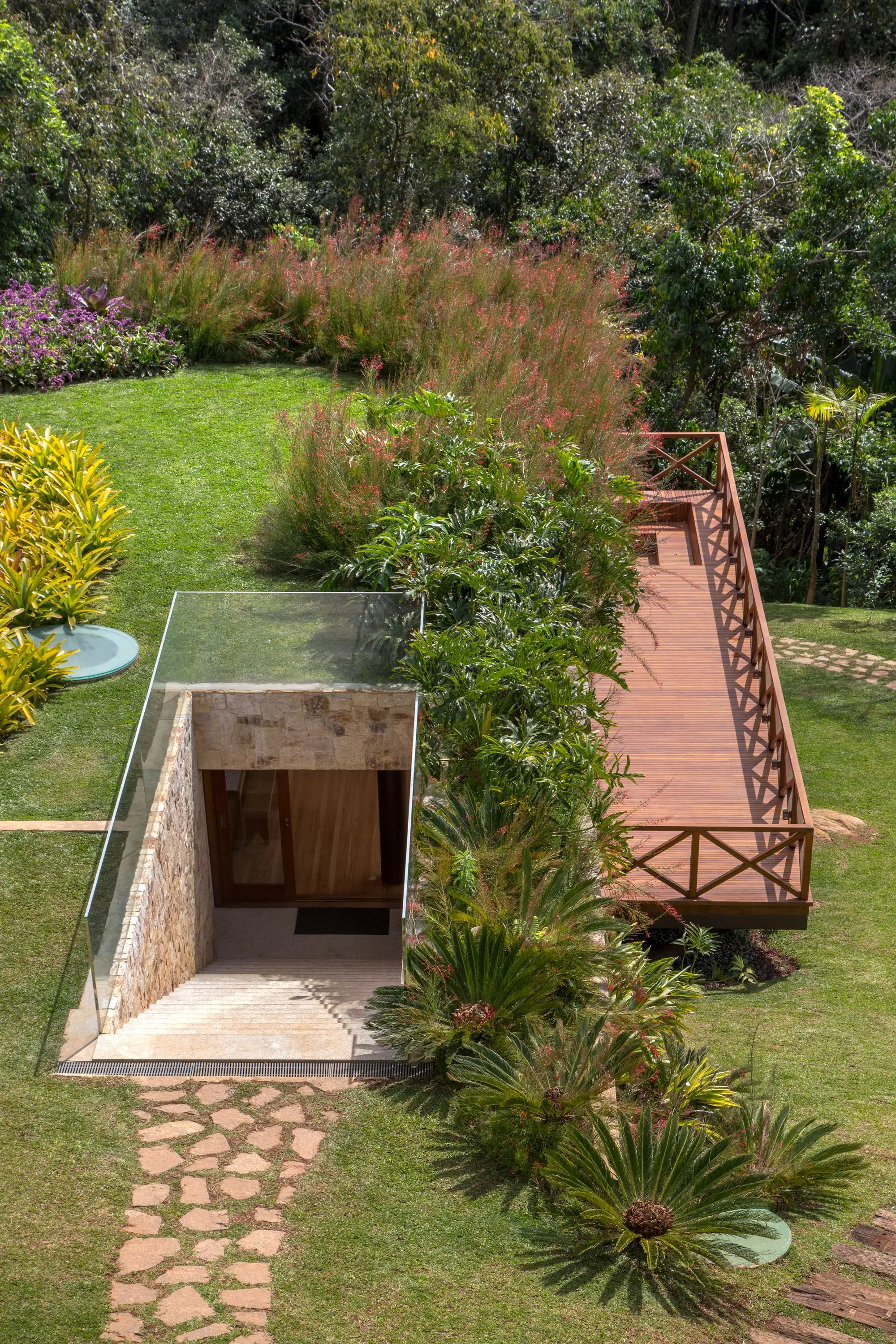 GN 住宅 Miguel Pinto Guimarães 建筑事务所_1177555_6.webp