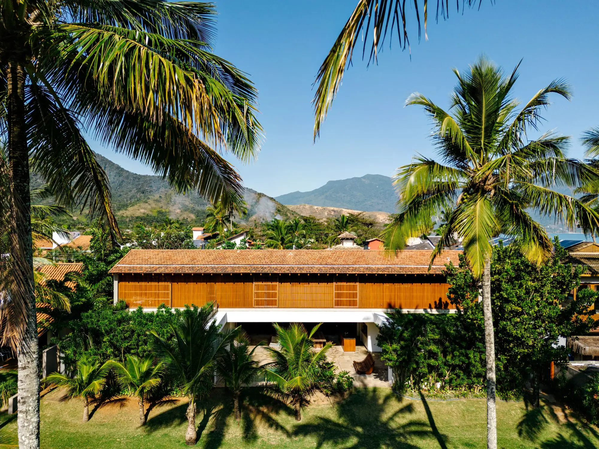 Guaecá 住宅 Gui Mattos_1171516_1.webp
