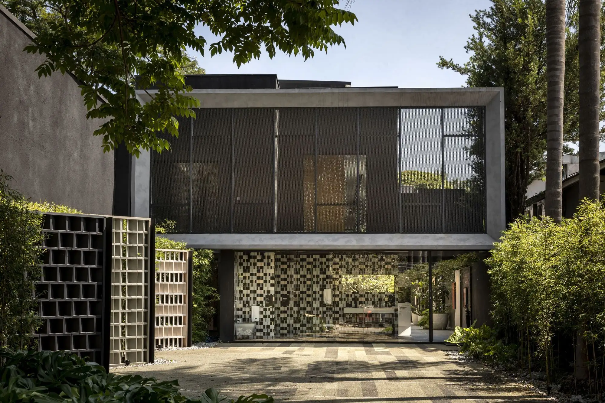 Idália 门店 Vivian Coser Arquitetos Associados_1178284_14.webp