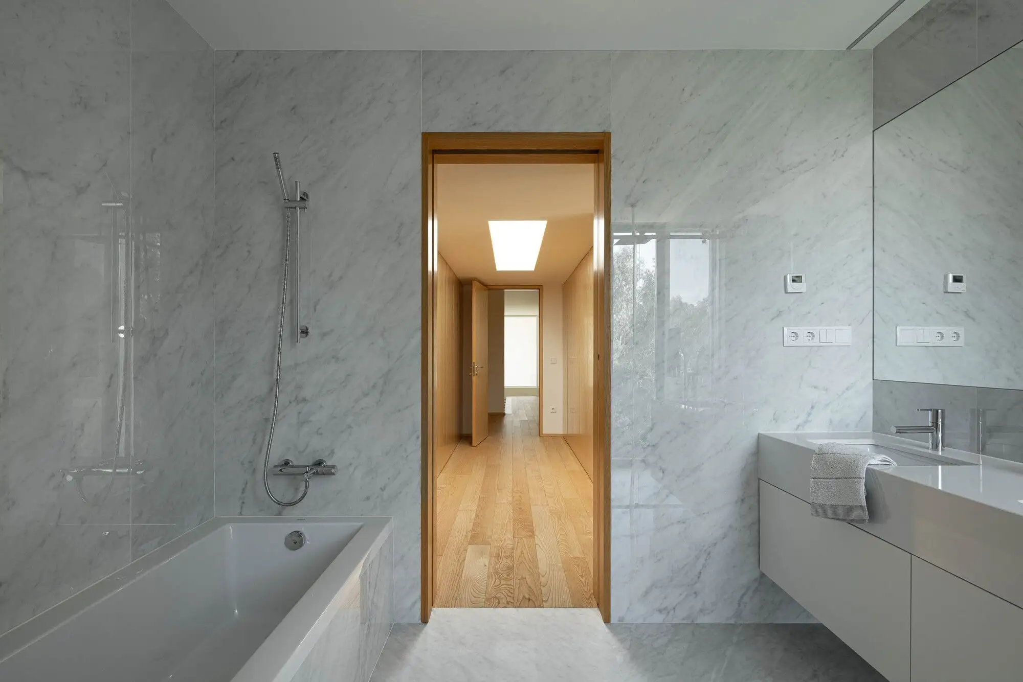 J.M.C. 住宅 Atelier dArquitectura Lopes da Costa_1170271_16.webp