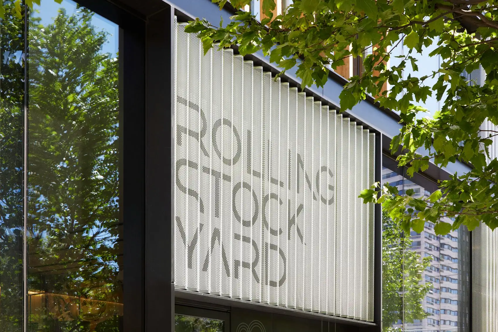 Rolling Stock Yard办公楼，伦敦 Squire  Partners_10.webp