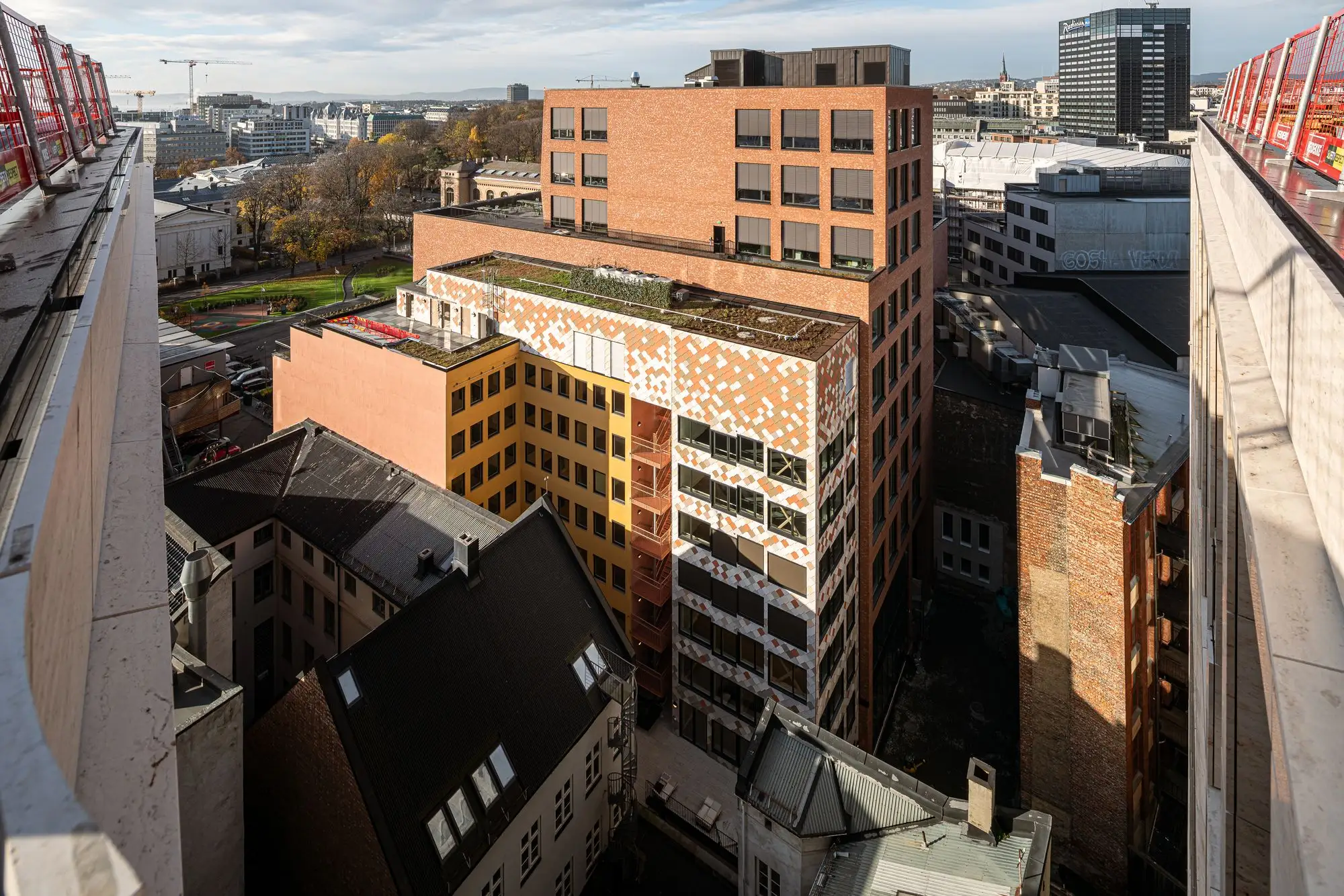 KA13 办公与联合办公楼 Mad arkitekter_1174087_7.webp