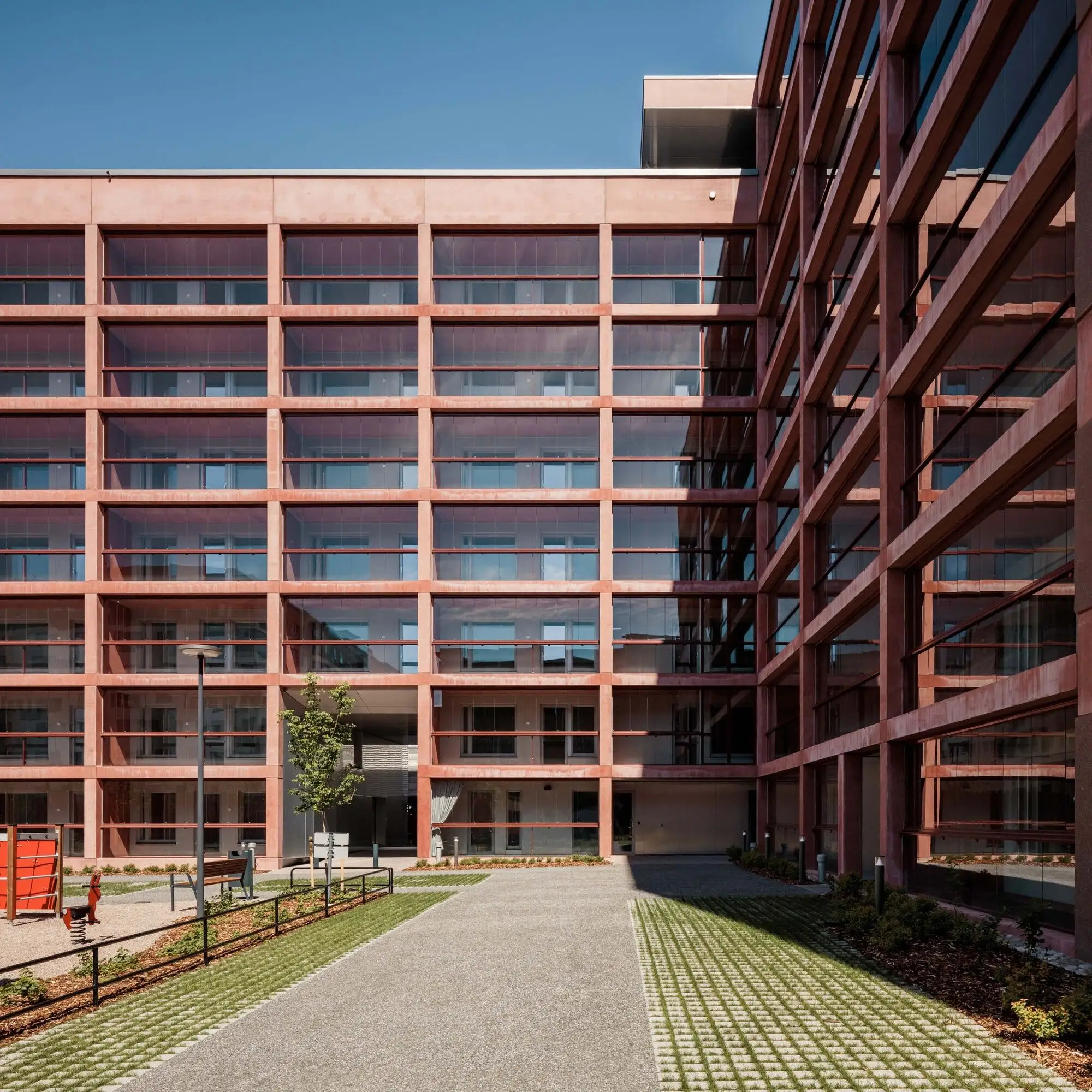 Kaarlo Sarkian Katu 公寓 Playa Architects_1177432_1.webp