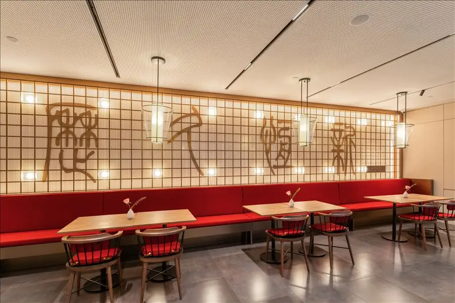 西安浐灞保时捷中心——重塑汽车零售---Gensler_10753_11.webp