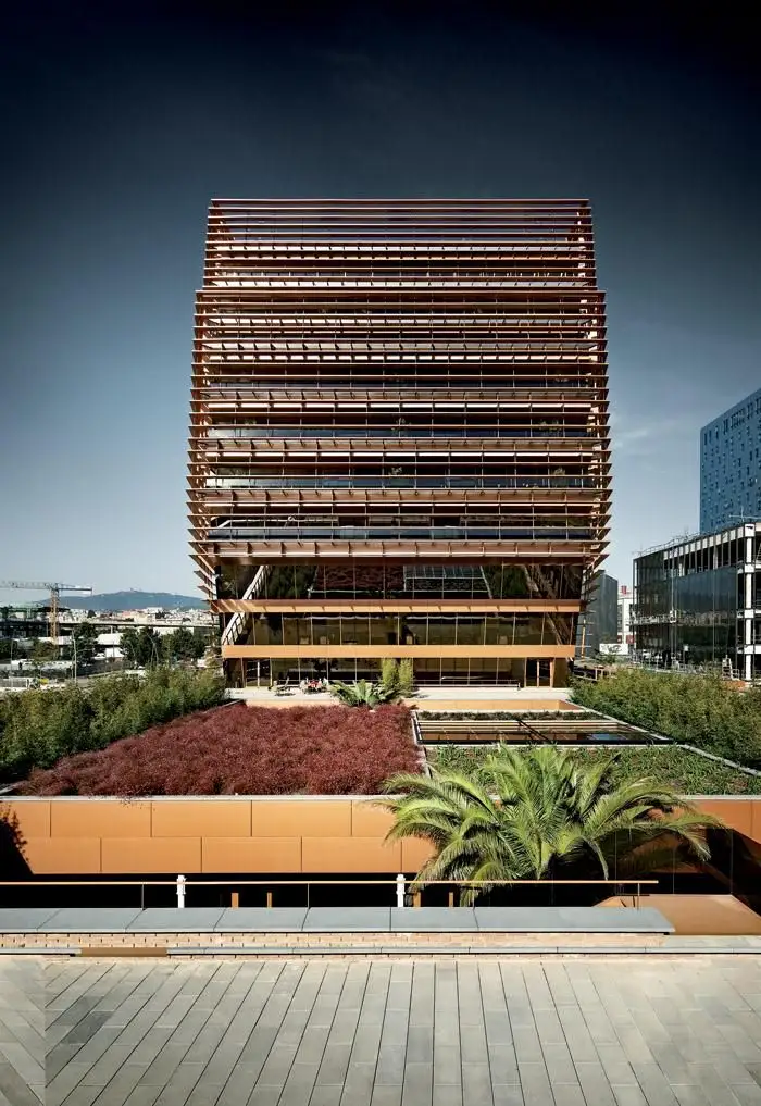 TMC总部大楼，巴塞罗那 Batlle Roig Architects_06.webp
