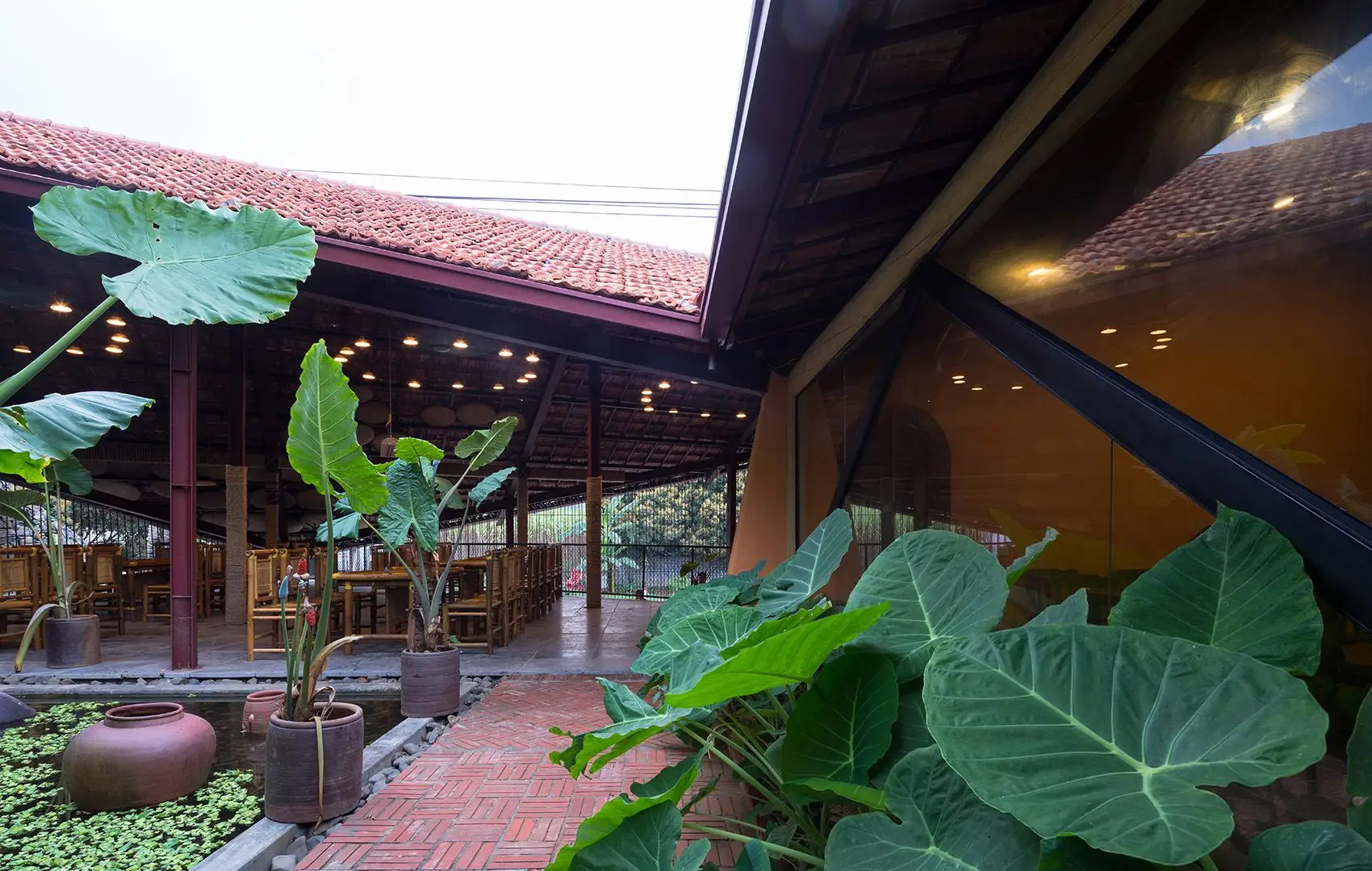 Ao May餐厅，越南 Aline Architect_06.webp