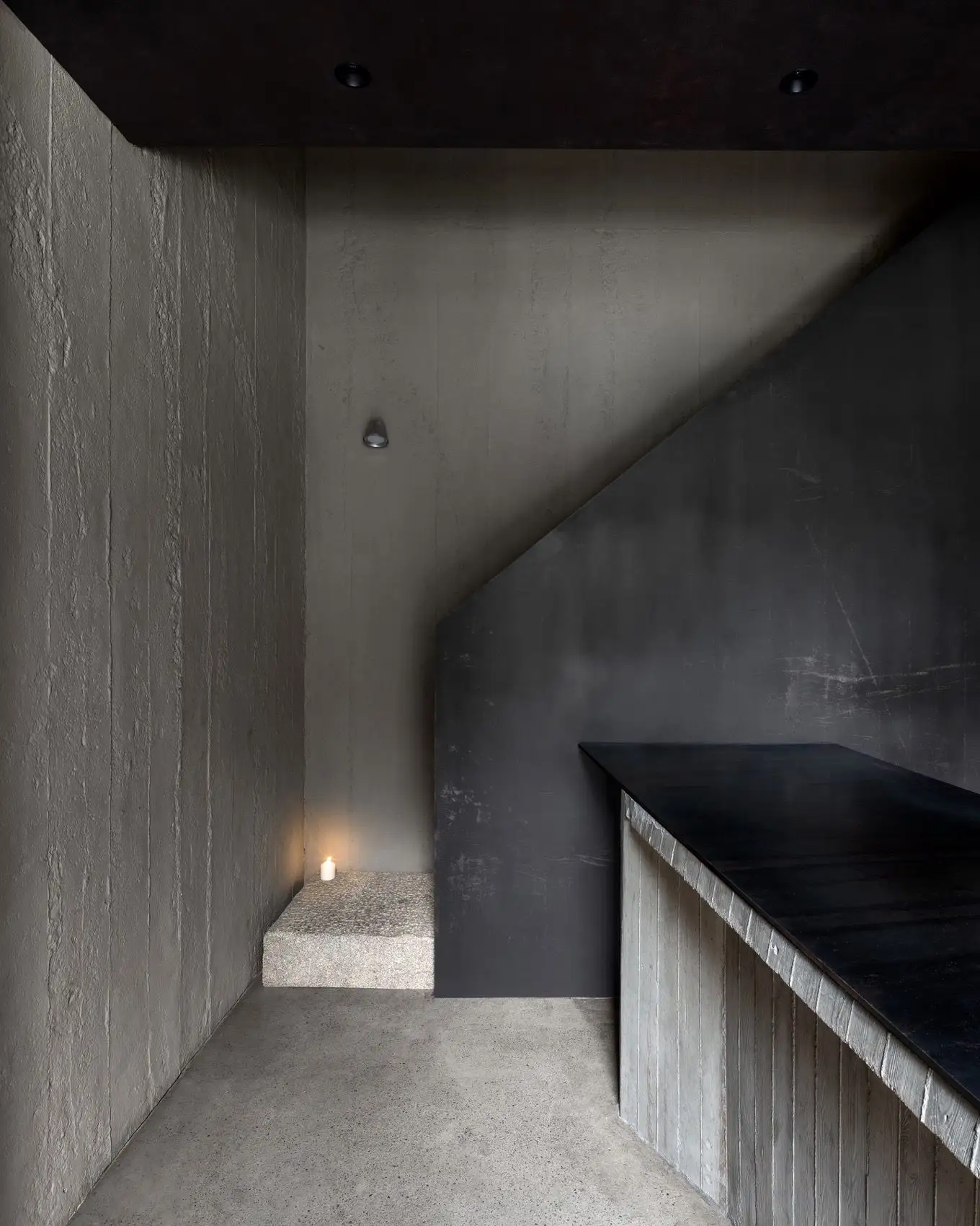 baas by chuck酒吧，大连 R-BAS大栋建筑_12.webp