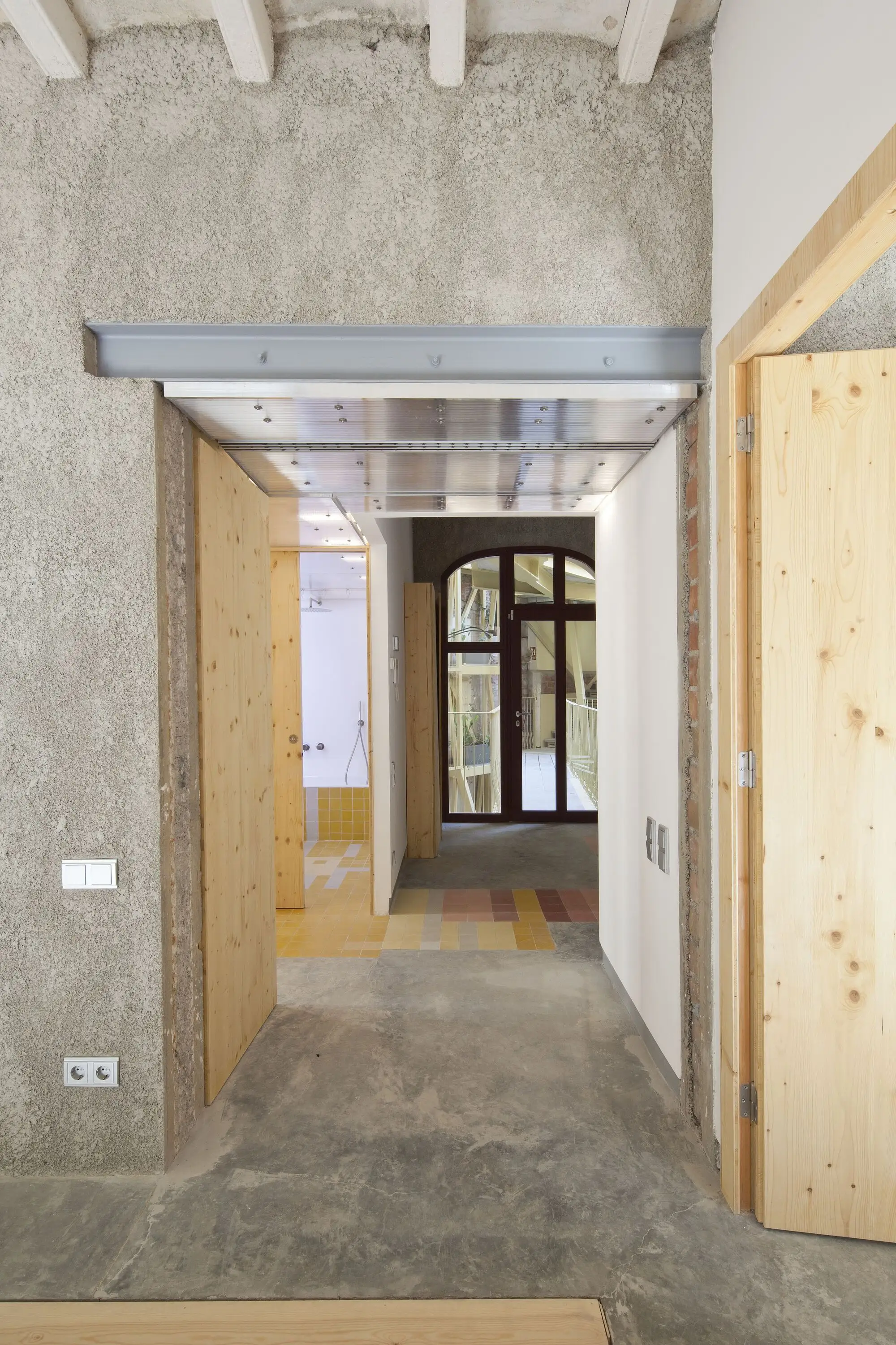 La Carbonería 改造 Office for Strategic Spaces_1171267_10.webp
