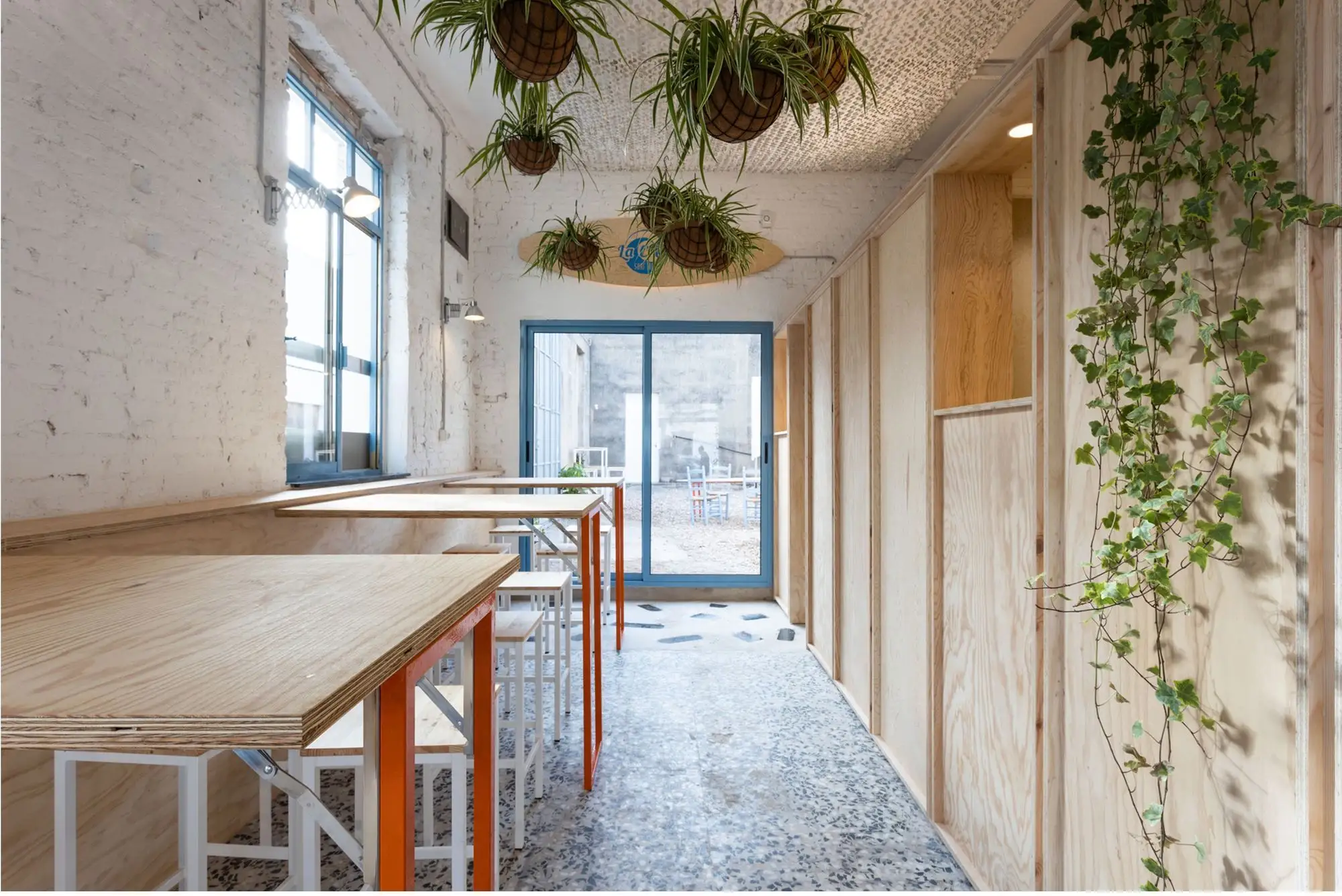 La Cresta 冲浪酒吧 Arjub Studio_1177271_9.webp