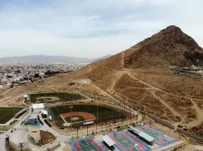 Abejas 体育与娱乐中心 border arquitectos_1183779_6