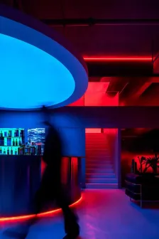 AFLOAT酒吧-光与色的实验场，沧州 EAF studio_12