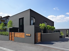 黑色住宅